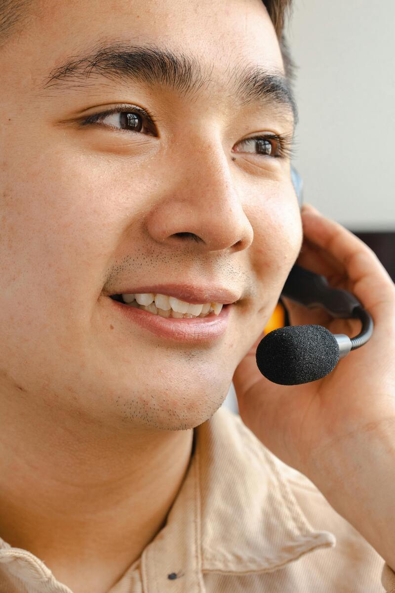 Customer service agent handling inquiries and delivering personalized customer support
