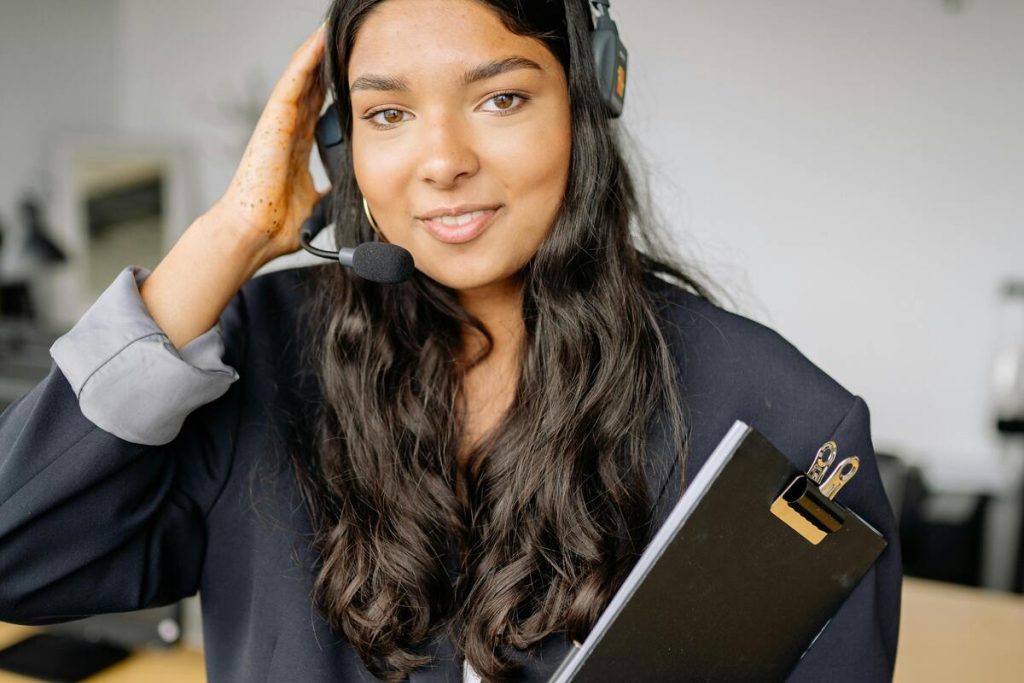 Automated customer service with a call center agent handling customer calls