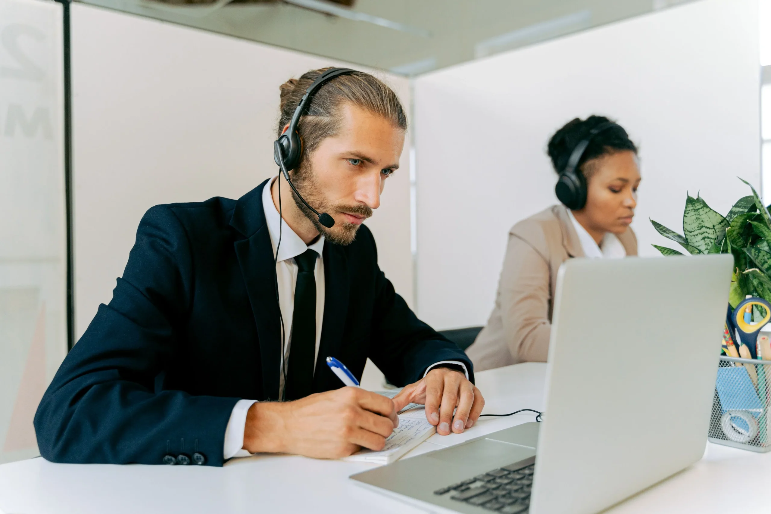 French-call-center-outsourcing-servicess